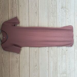 Uniqlo Ribbed Side Slit Short Sleeve Dress